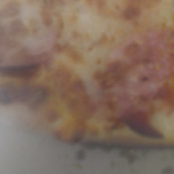 Yağ Denizi: Hayal Kırıklığı Yaratan Pizza Deneyimi