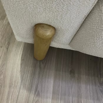 Konfor Mobilya'dan Hasarlı Ve Kusurlu Ürün Teslimatı
