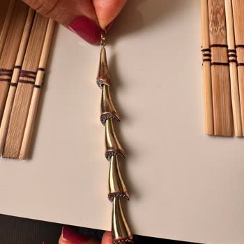 Çelik Diye Aldık, Paslandık!