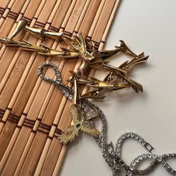 Çelik Diye Aldık, Paslandık!