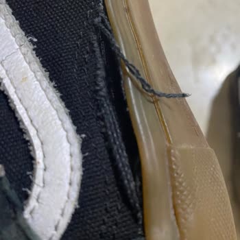 Vans Ayakkabıda Beklenmedik Açılma Ve A101'in Yetersiz Çözümü