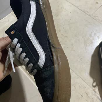Vans Ayakkabıda Beklenmedik Açılma Ve A101'in Yetersiz Çözümü