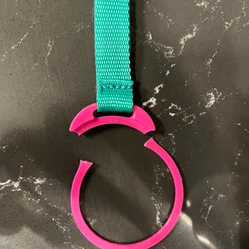 Skip Hop Water Bottle Velcro Strap Broke in Less Than 3 Weeks – Poor Quality