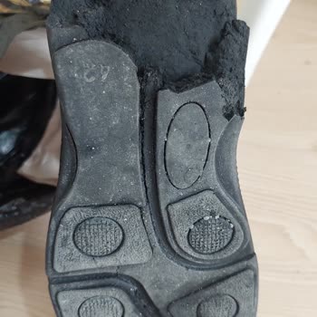 Greyder Ayakkabı Tabanı Dağıldı, Müşteri Hizmetleri Çözüm Sunmuyor