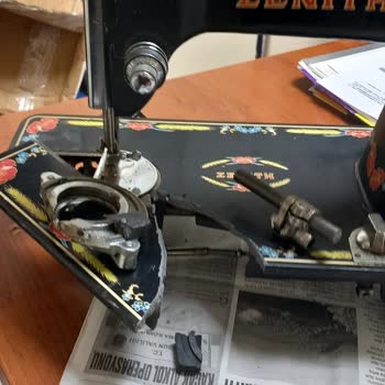 Dolap Zenith Dikiş Makinesi Parçalara Ayrılmıştı!