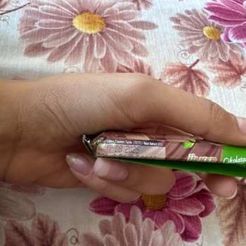 Ülker Çikolata Paketinde Şok Edici Sürpriz