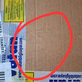 Kırık Ekran Koruyucu Ve İlgisiz Müşteri Hizmetleri