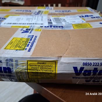 Kırık Ekran Koruyucu Ve İlgisiz Müşteri Hizmetleri