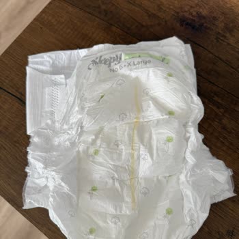 Hijyen Skandalı: Kirli Bebek Bezi Şoku