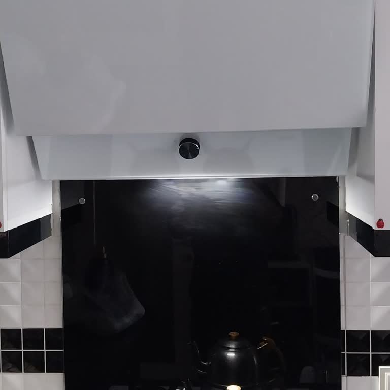 Luxell Servisinden Memnuniyetsizlik: Ekstra Ücret Ve Yarım Kalan Montaj