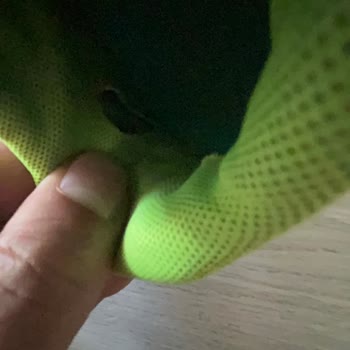 Kısa Sürede Yıpranan Ayakkabıya Çözüm Bulunamıyor