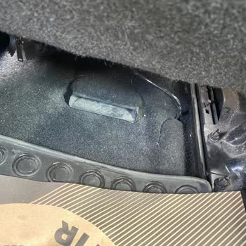 Özensiz Araç Yıkama Hizmeti Ve Eksik Temizlik