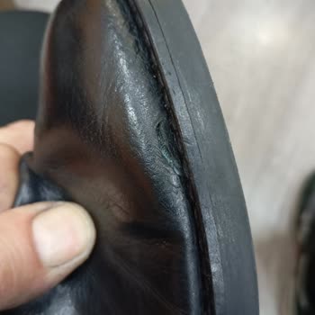 Flower Ayakkabı Dayanıksız Çizme Ve Yetersiz Müşteri Hizmeti!