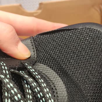 Ayakkabıda Erken Açılma Ve Yetersiz Müşteri Hizmeti