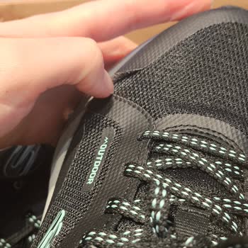 Ayakkabıda Erken Açılma Ve Yetersiz Müşteri Hizmeti