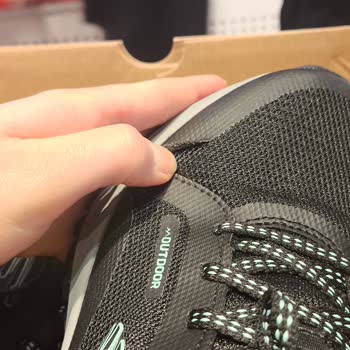 Ayakkabıda Erken Açılma Ve Yetersiz Müşteri Hizmeti