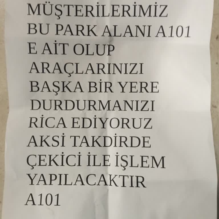 A101 Önünde Park Yeri Anlaşmazlığı Ve Mağaza Sorumlusunun Hakareti