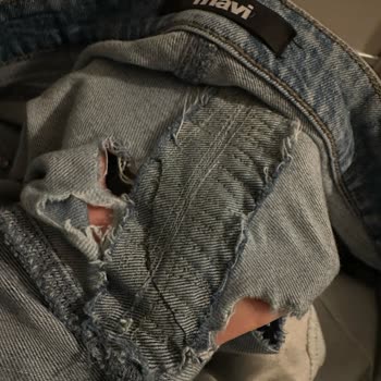 Mavi Pantolonların Kalitesizliği Hayal Kırıklığına Uğrattı