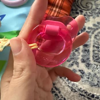 Wee Baby Emzikte Şaşırtan Kusur: Yırtık Ve Hayal Kırıklığı