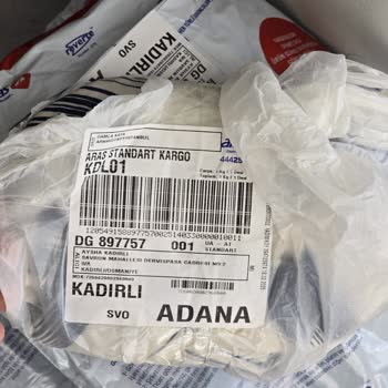Arnavutköy Şubesi'nde Kargo Poşetleme Sorunu