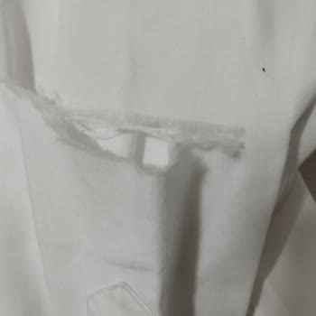 Altınyıldız Gömlek Kalitesi Ve Mağaza İlgisizliği