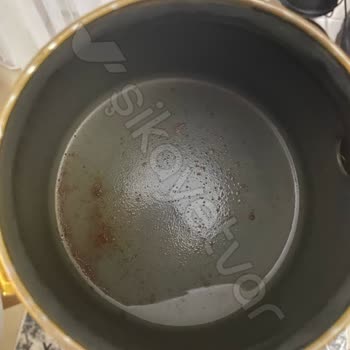 Bambum Emaye Çaydanlıkta Şok Edici Paslanma Sorunu