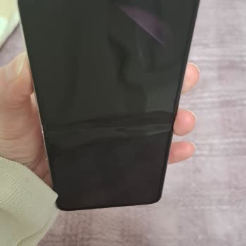 Samsung Galaxy Z Flip5 Ekran Sorunu Çözülmüyor