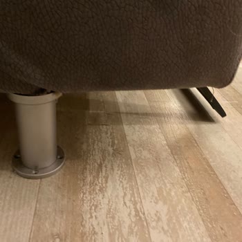 Vivense Koltuğumuzun Garanti Süresinde Çözüm Bulamıyoruz