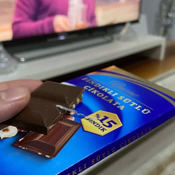 BİM Marketten Aldığımız Çikolatadan Plastik Madde Çıktı