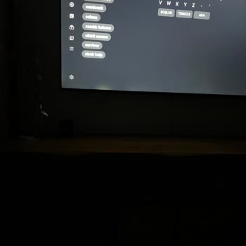 Yeni Kurulan TV'de Işık Sızması Sorunu