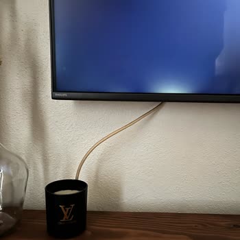 Yeni Kurulan TV'de Işık Sızması Sorunu