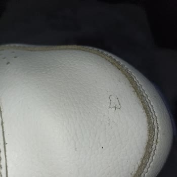 Adidas Ayakkabılarda Erken Deformasyon Ve Kalite Sorunları