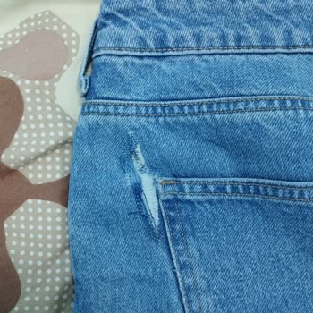 Mavi Jean'de Beklenmedik Yırtılma Sorunu