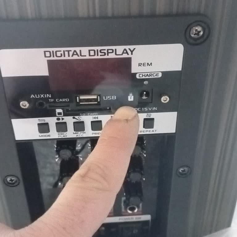 Arızalı Ürün Ve Yetersiz Müşteri Hizmeti