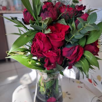 Geç Teslimat Ve Solmuş Çiçekler: Hayal Kırıklığı