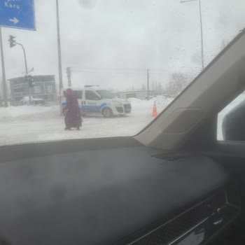 Kapalı Yollar Ve Uçuş İptalleri: Mağduriyetimiz Artıyor