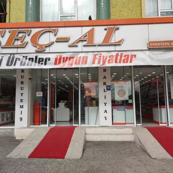 Soğukta Açık Kapılar Bebekli Müşterileri Zorluyor