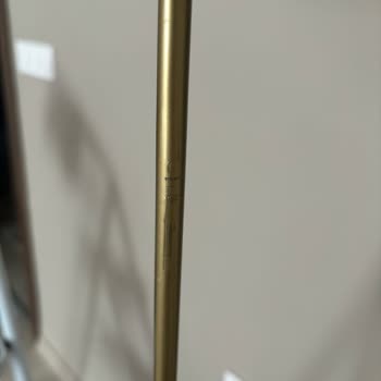 Çizik Ve Deforme Lambader İçin Değişim Sorunu