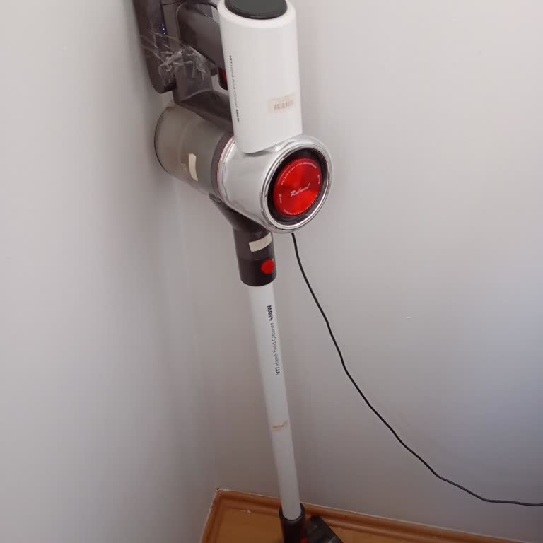 Süpürge Kabusu: Parçalar Kırılıyor, Garanti Çözüm Sunmuyor!