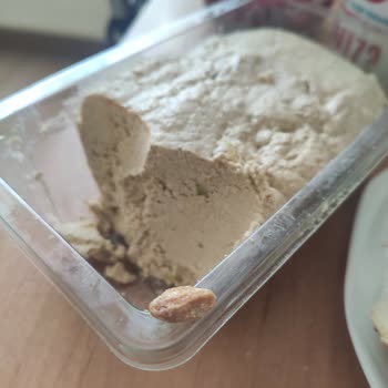 Migros Helvasında Fıstık Kabuğu Tehlikesi