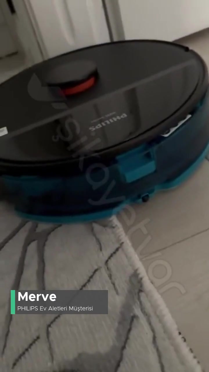 Philips 3000 Aqua Robot Süpürgemin Toz Haznesi Takılıyor Ve Çıkıyor! videonun kapak resmi
