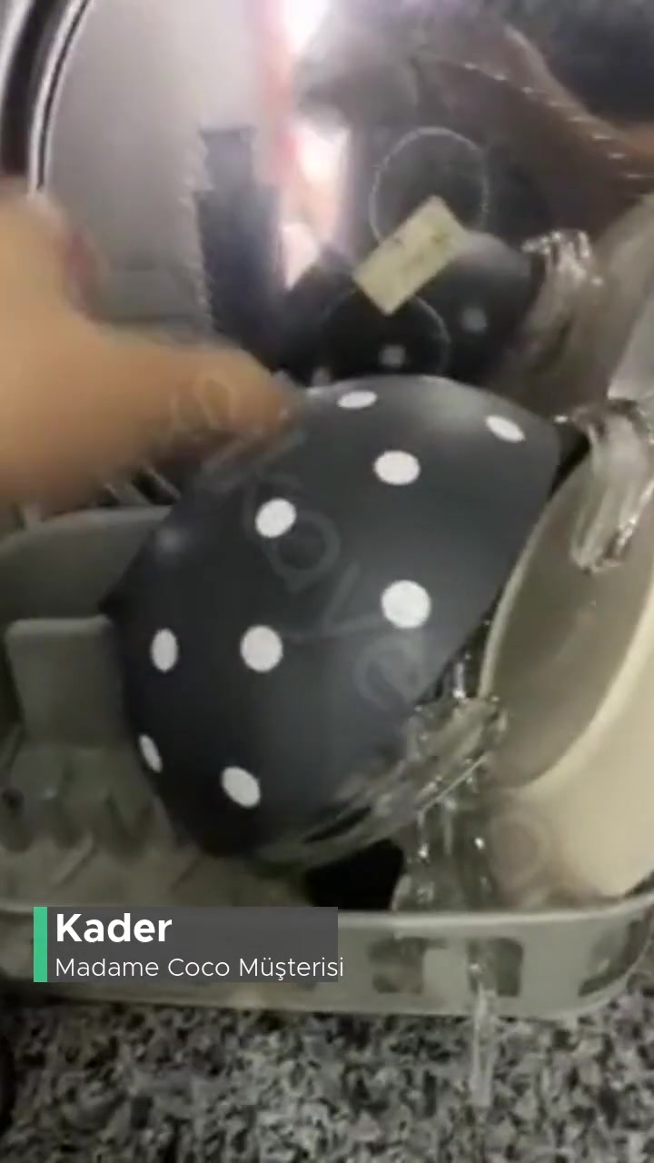 Madame Coco Tencere Kapağının Çatlaması! videonun kapak resmi