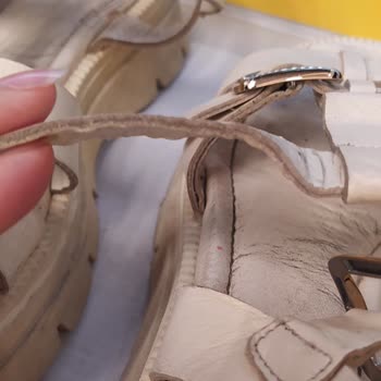 Kalitesiz Sandalet Ve Yetersiz Müşteri Hizmeti