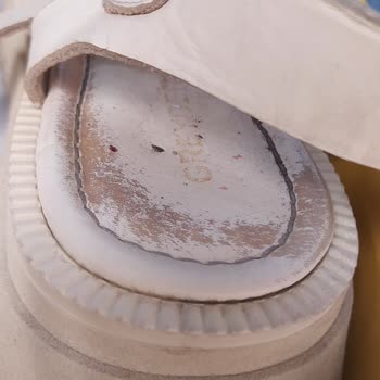 Kalitesiz Sandalet Ve Yetersiz Müşteri Hizmeti