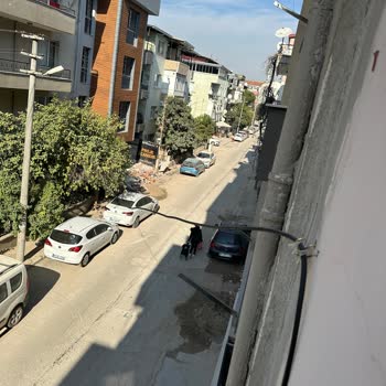 İzinsiz Delinen Duvar Ve Yanlış Kablo Çekimi