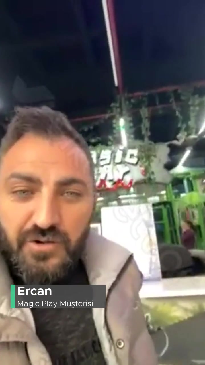 Magic Play Carousel Personelinin Tavrı! videonun kapak resmi