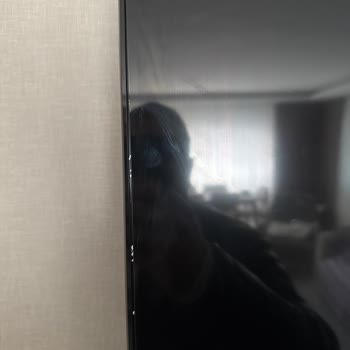 Servis Hatası Nedeniyle Kırılan Televizyon