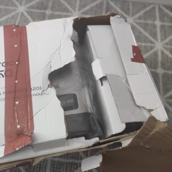 Kırık Ürün Ve Sorumluluk Almayan Kargo Hizmeti