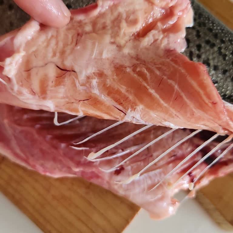 Taze Diye Aldık, Bozuk Çıktı: Carrefour'dan Somon Balığı Hayal Kırıklığı