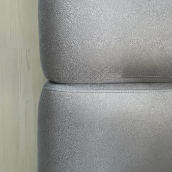 Koltuklarda Sünger Çökmesi Ve Gıcırdama Sorunu